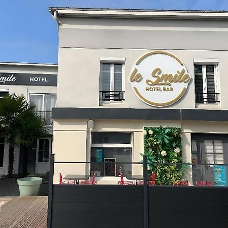 Hotel Le Smile Saint-Vincent-Sterlanges Kültér fotó