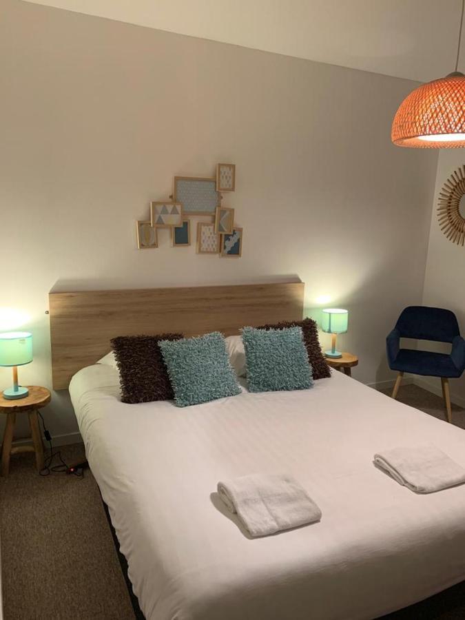 Hotel Le Smile Saint-Vincent-Sterlanges Kültér fotó